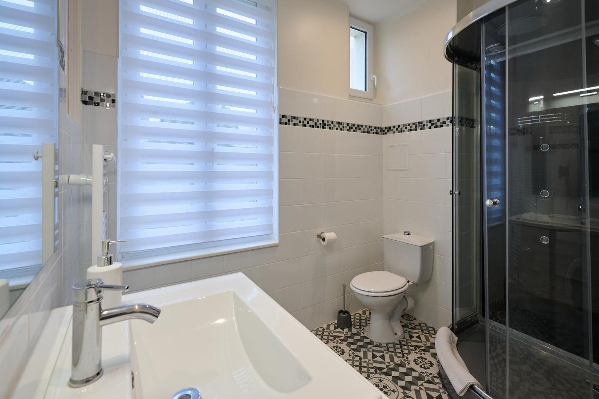 Le Faidherbe Style Appart' Hotel - Wifi Gratuit - Parking Gratuit Calme Et Lumineux Nevers Bagian luar foto